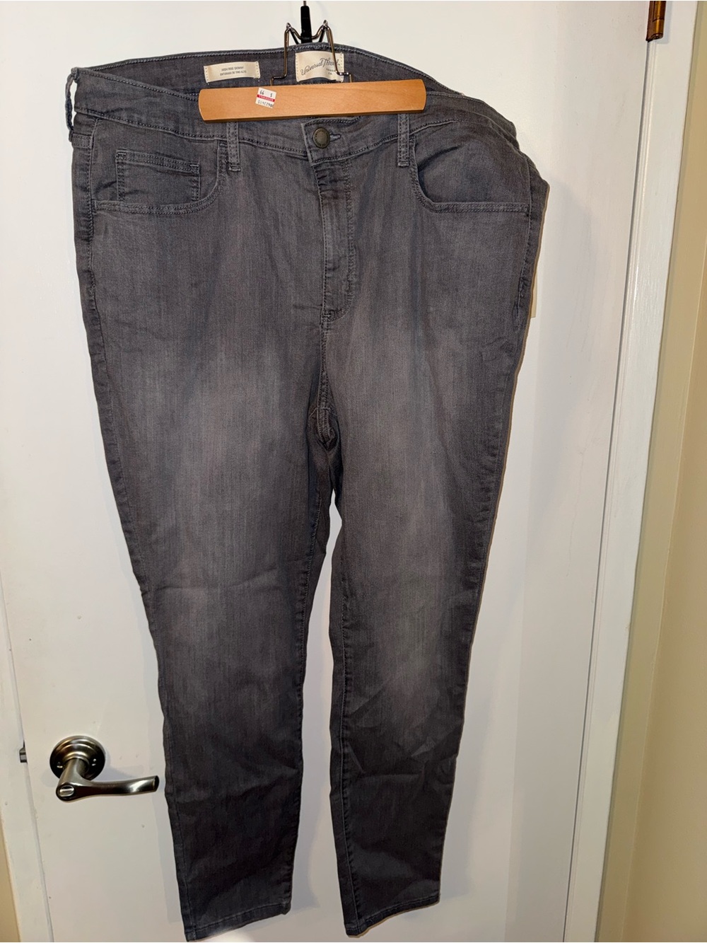 Universal Thread Gray Skinny Jeans